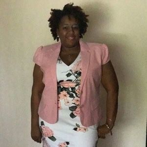 Meet your Posher, Jenelle